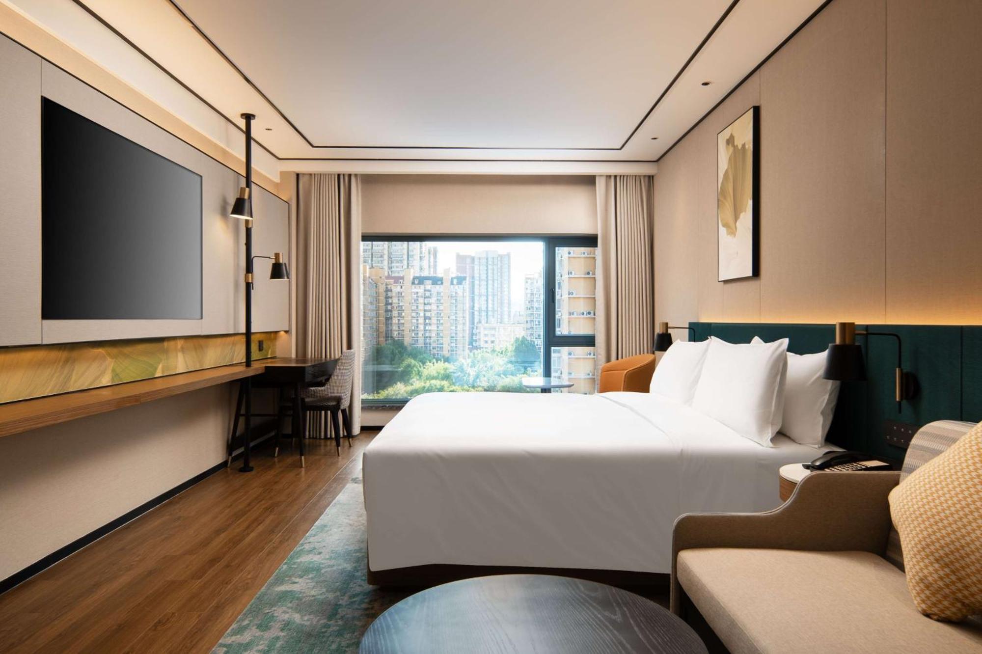Hilton Garden West Railway Station 4* Beijing